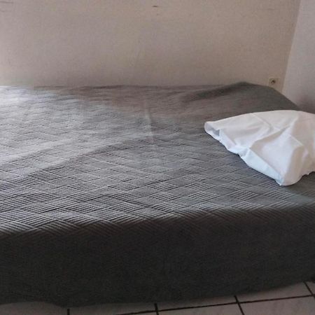 Mireille Apartment Кастелан Екстериор снимка